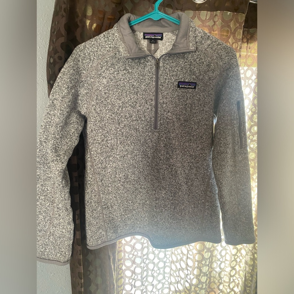 Patagonia sweatshirt